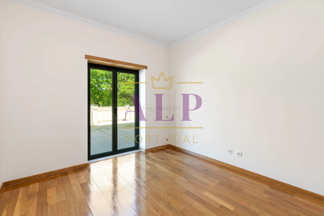 Apartamento T4 para Venda em Lagos (São Sebastião e Santa Maria) Foto 23