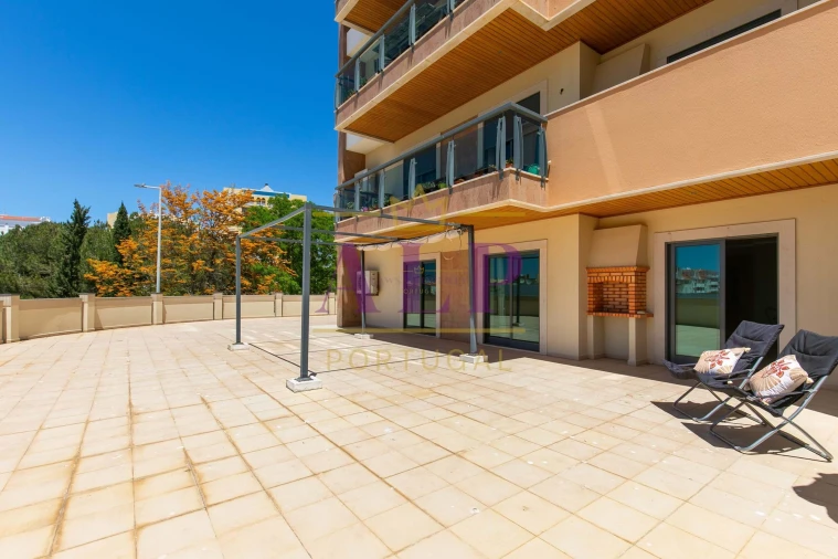 Apartamento T4 para Venda em Lagos (São Sebastião e Santa Maria) Foto 33