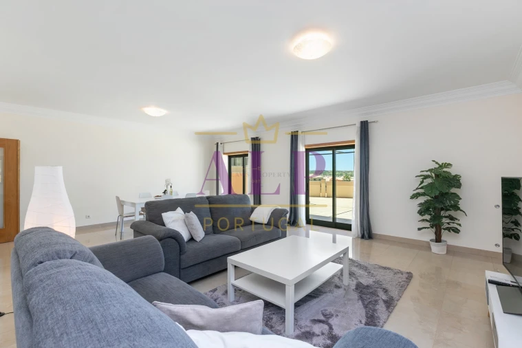 Apartamento T4 para Venda em Lagos (São Sebastião e Santa Maria) Foto 9