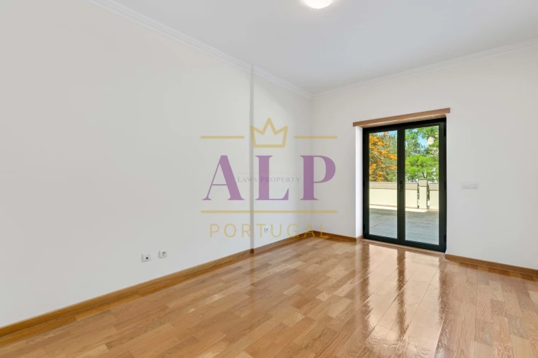 Apartamento T4 para Venda em Lagos (São Sebastião e Santa Maria) Foto 20