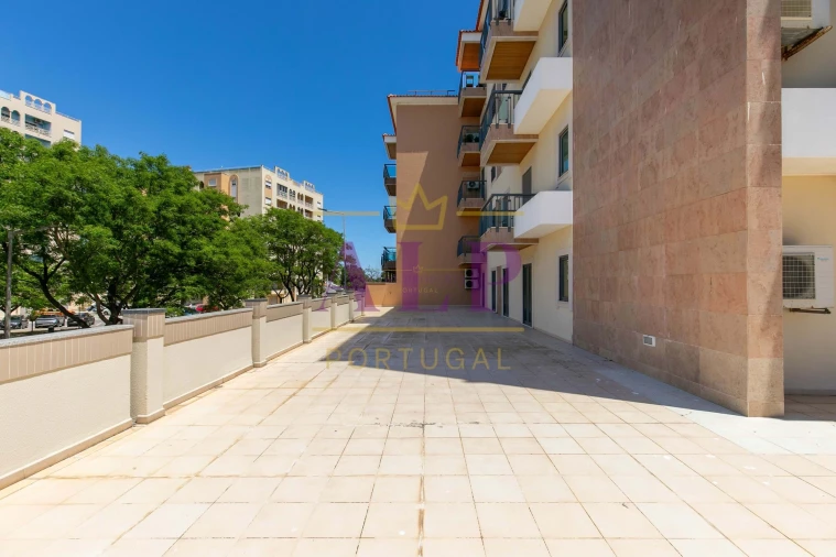 Apartamento T4 para Venda em Lagos (São Sebastião e Santa Maria) Foto 38