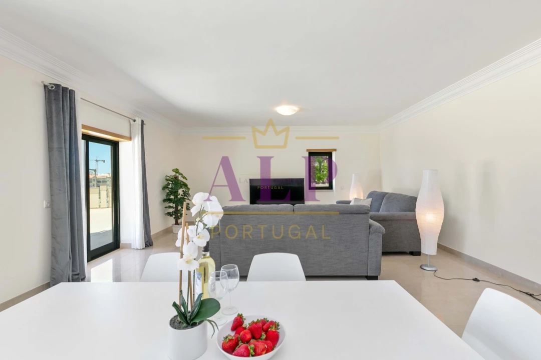 Apartamento T4 para Venda em Lagos (São Sebastião e Santa Maria) Foto 14