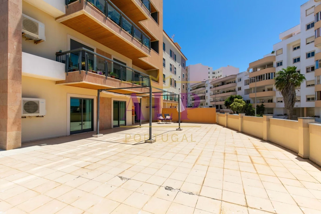Apartamento T4 para Venda em Lagos (São Sebastião e Santa Maria) Foto 34