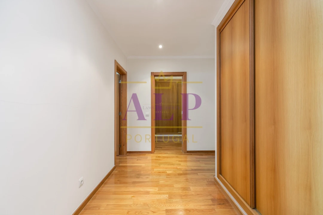 Apartamento T4 para Venda em Lagos (São Sebastião e Santa Maria) Foto 18