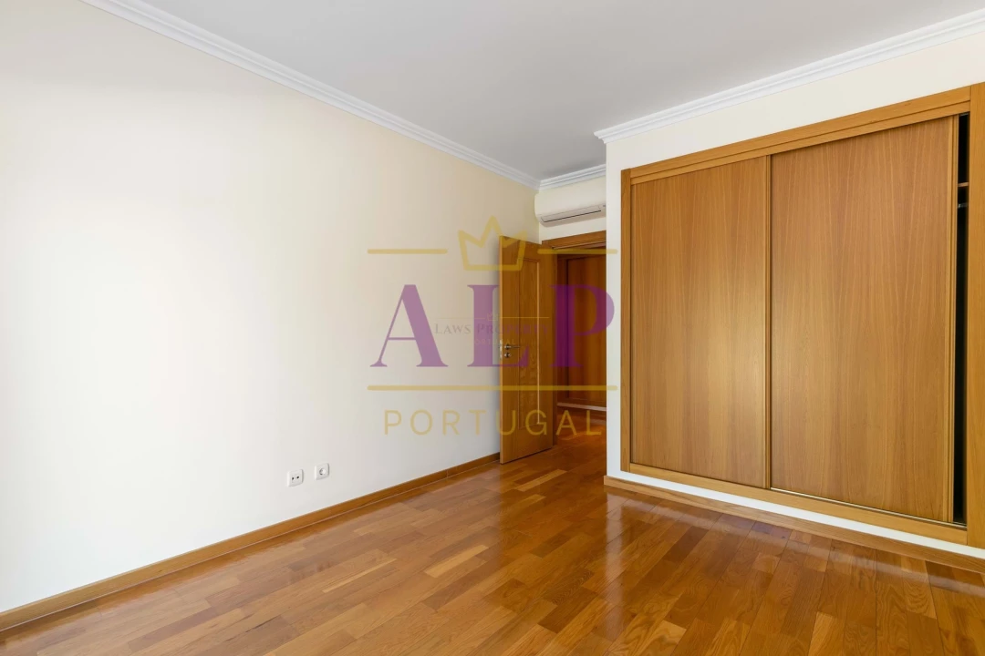 Apartamento T4 para Venda em Lagos (São Sebastião e Santa Maria) Foto 22