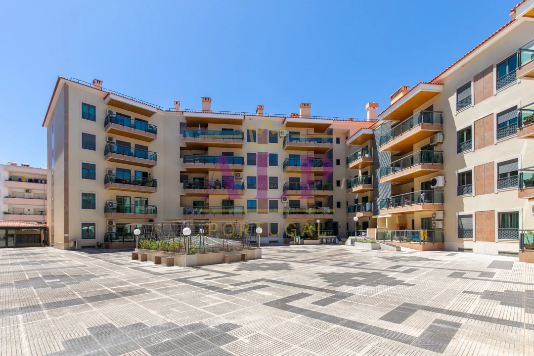 Apartamento T4 para Venda em Lagos (São Sebastião e Santa Maria) Foto 40