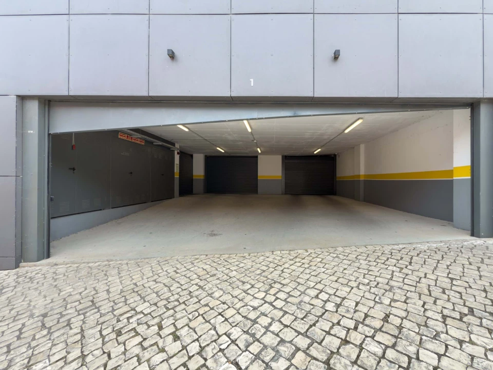 Negócio para Venda em Parque das Nações Foto 10
