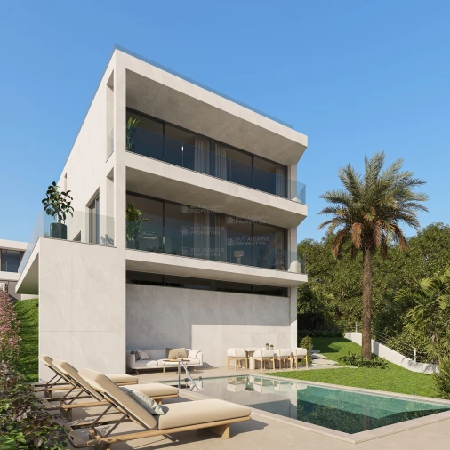 Moradia T4 para Venda em Armação de Pera Foto 10