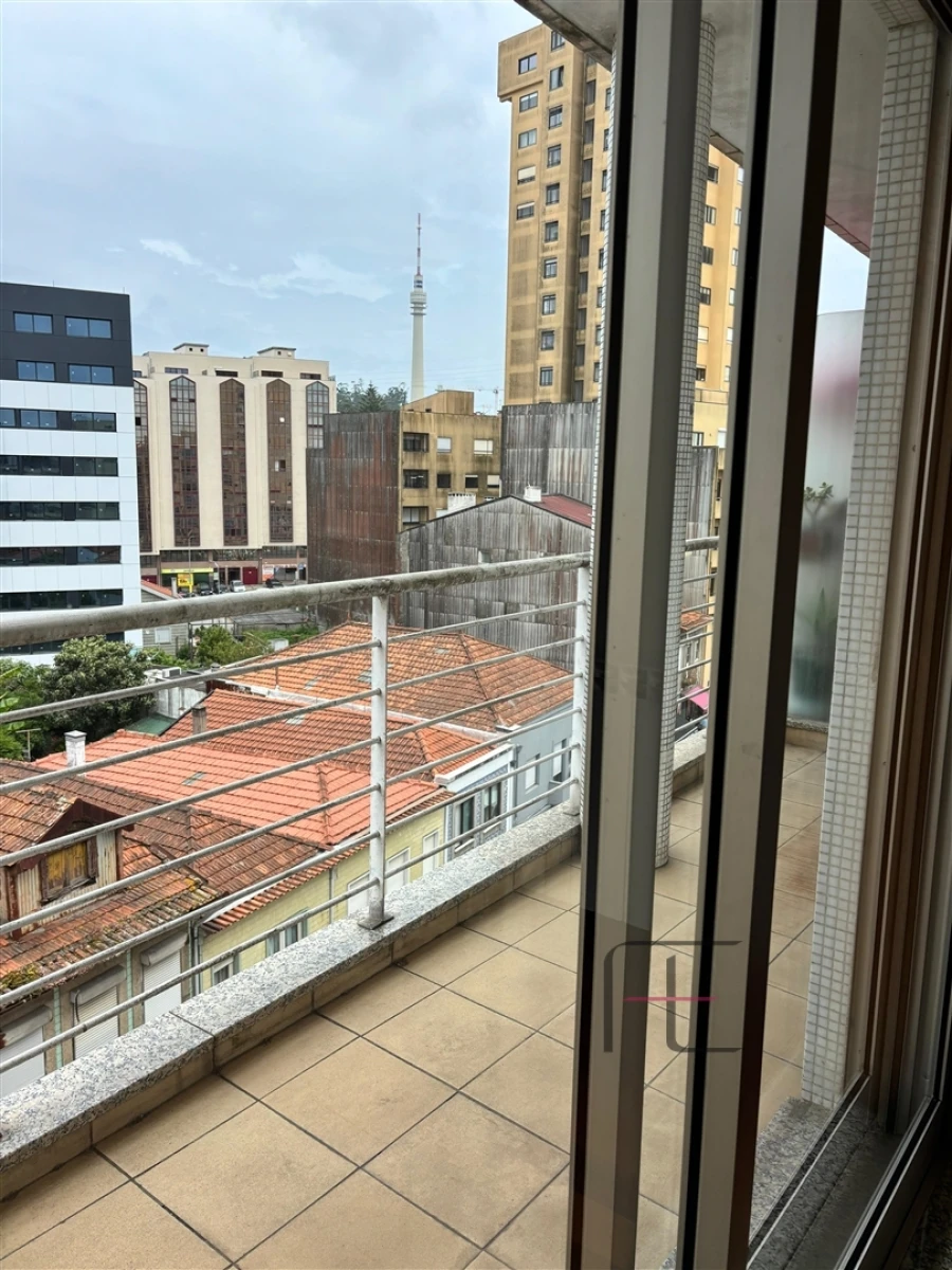 Apartamento T4 para Venda em Mafamude e Vilar do Paraíso Foto 14