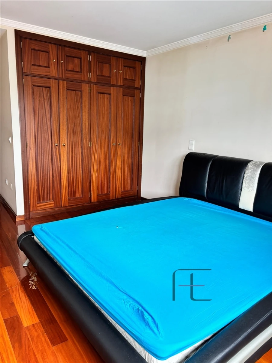 Apartamento T4 para Venda em Mafamude e Vilar do Paraíso Foto 28