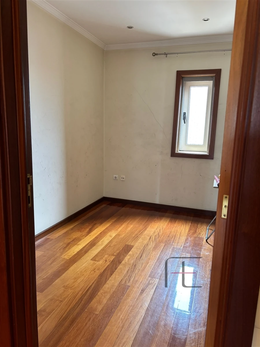 Apartamento T4 para Venda em Mafamude e Vilar do Paraíso Foto 16