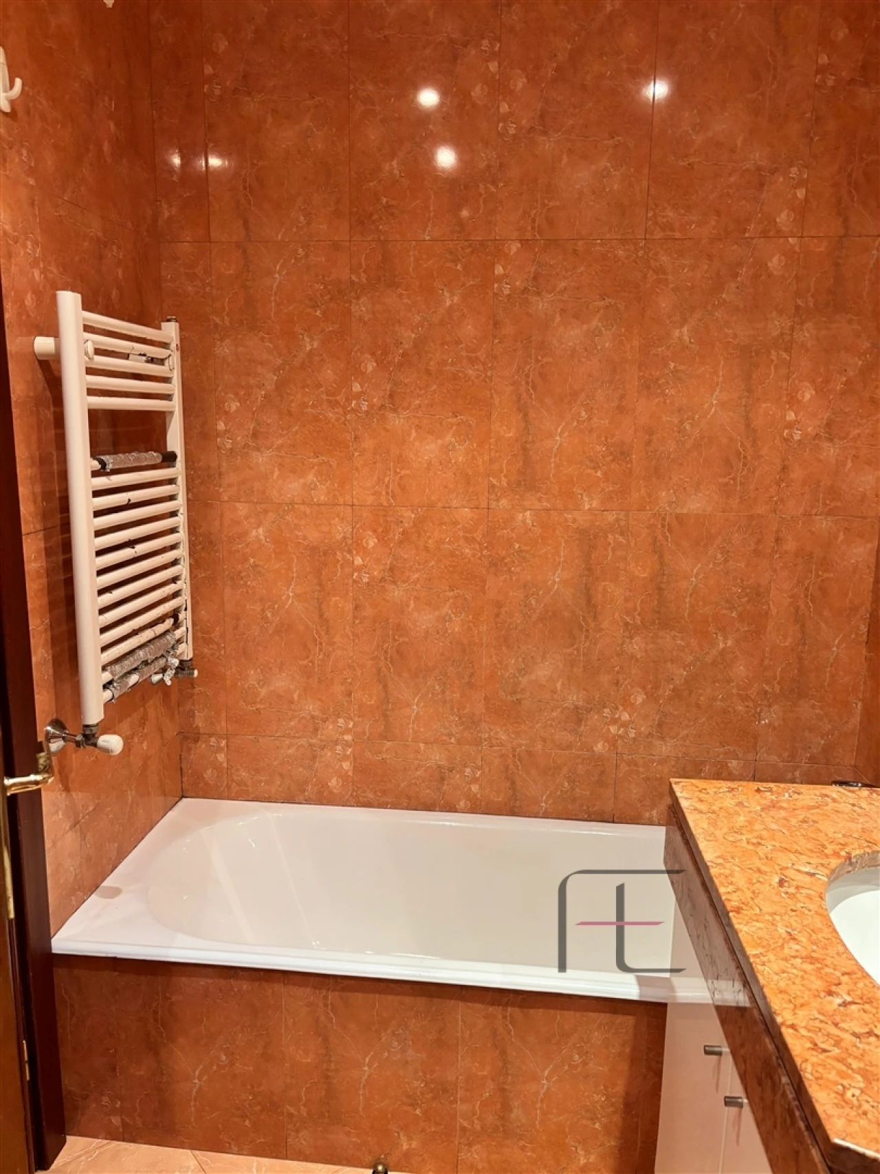 Apartamento T4 para Venda em Mafamude e Vilar do Paraíso Foto 24