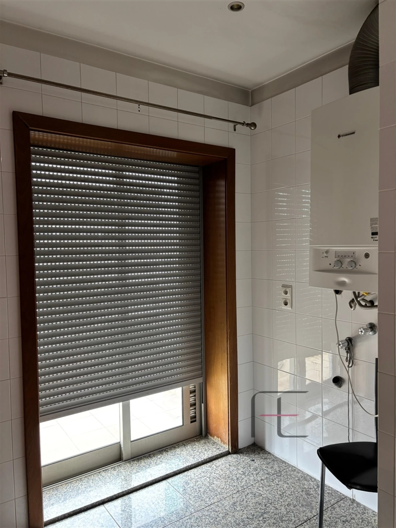 Apartamento T4 para Venda em Mafamude e Vilar do Paraíso Foto 11