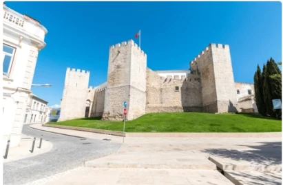 Apartamento T18 para Venda em Loule (São Clemente)