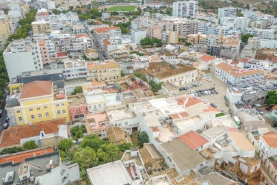 Apartamento T18 para Venda em Loule (São Clemente)
