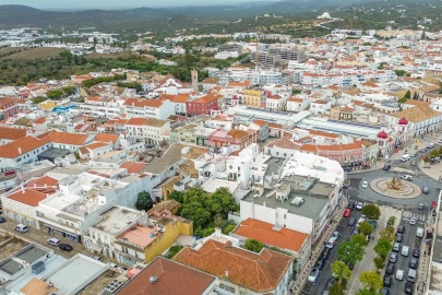 Apartamento T18 para Venda em Loule (São Clemente)