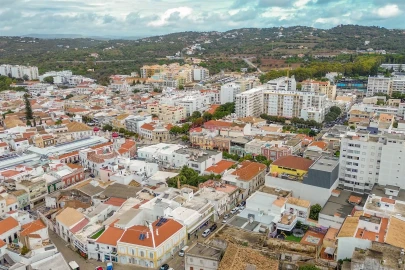 Apartamento T18 para Venda em Loule (São Clemente)