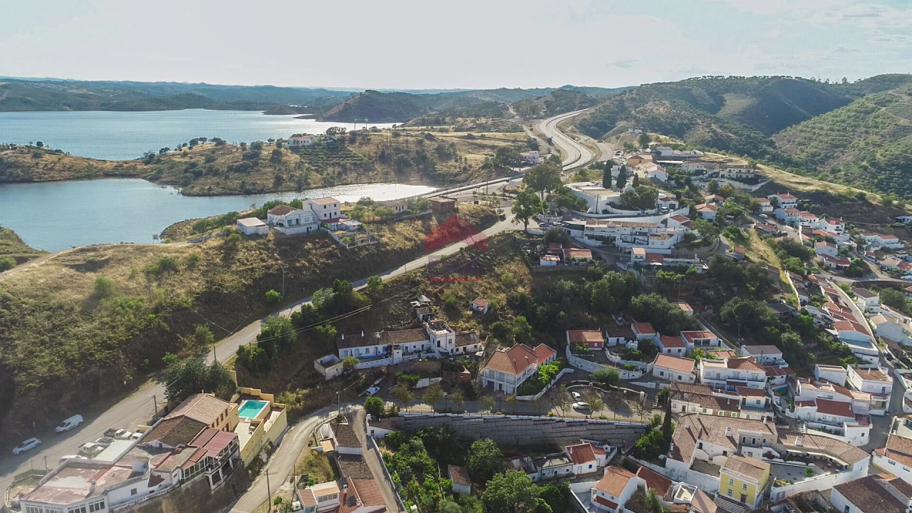 Moradia T3 para Venda em Odeleite Foto 23