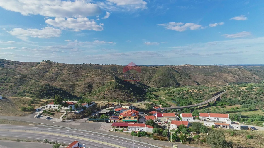 Moradia T3 para Venda em Odeleite Foto 22