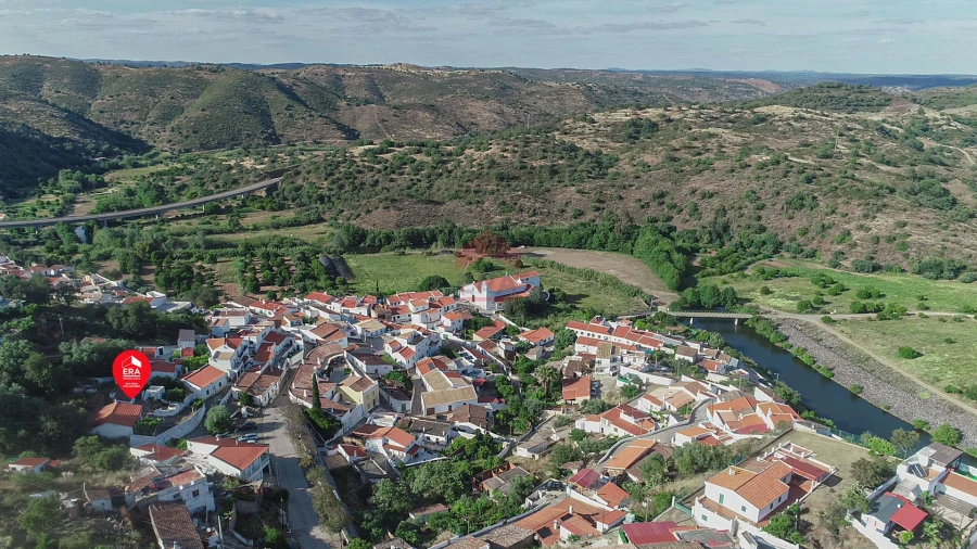 Moradia T3 para Venda em Odeleite Foto 13