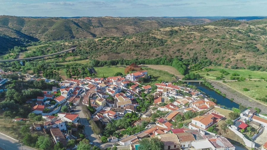 Moradia T3 para Venda em Odeleite Foto 24