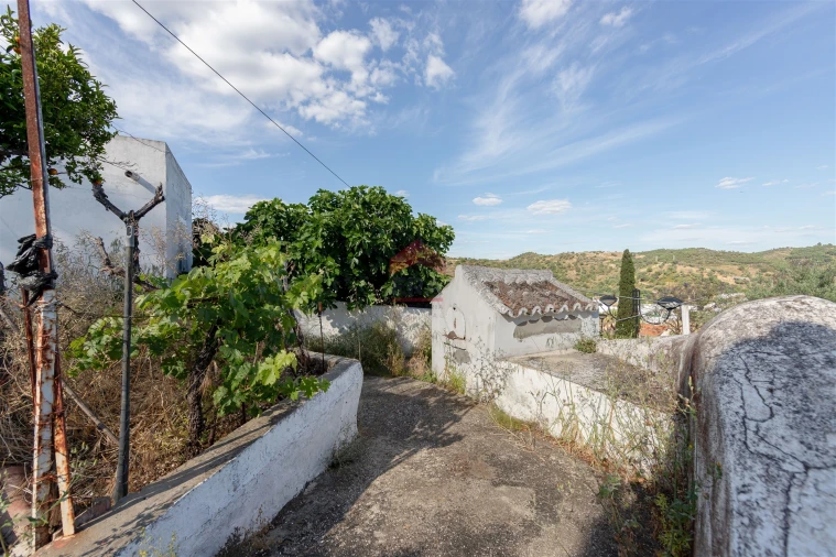 Moradia T3 para Venda em Odeleite Foto 11