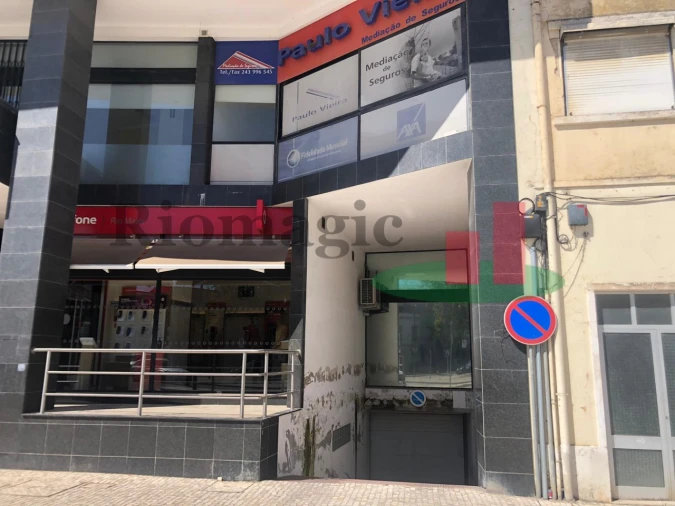 Negócio para Venda em Rio Maior Foto 2