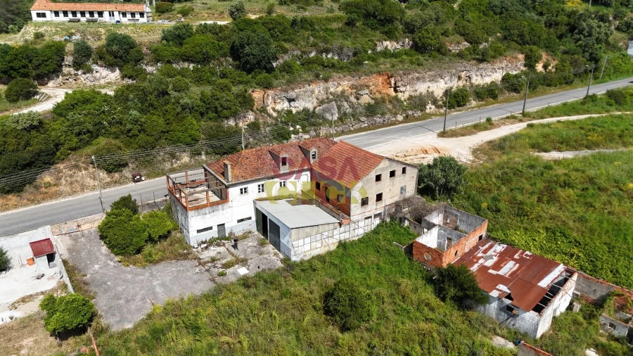 Moradia T3 para Venda em Alcanena e Vila Moreira Foto 2