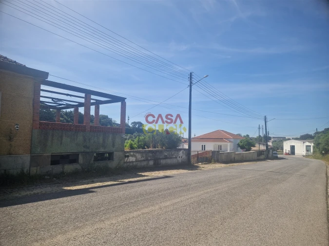 Moradia T3 para Venda em Alcanena e Vila Moreira Foto 6