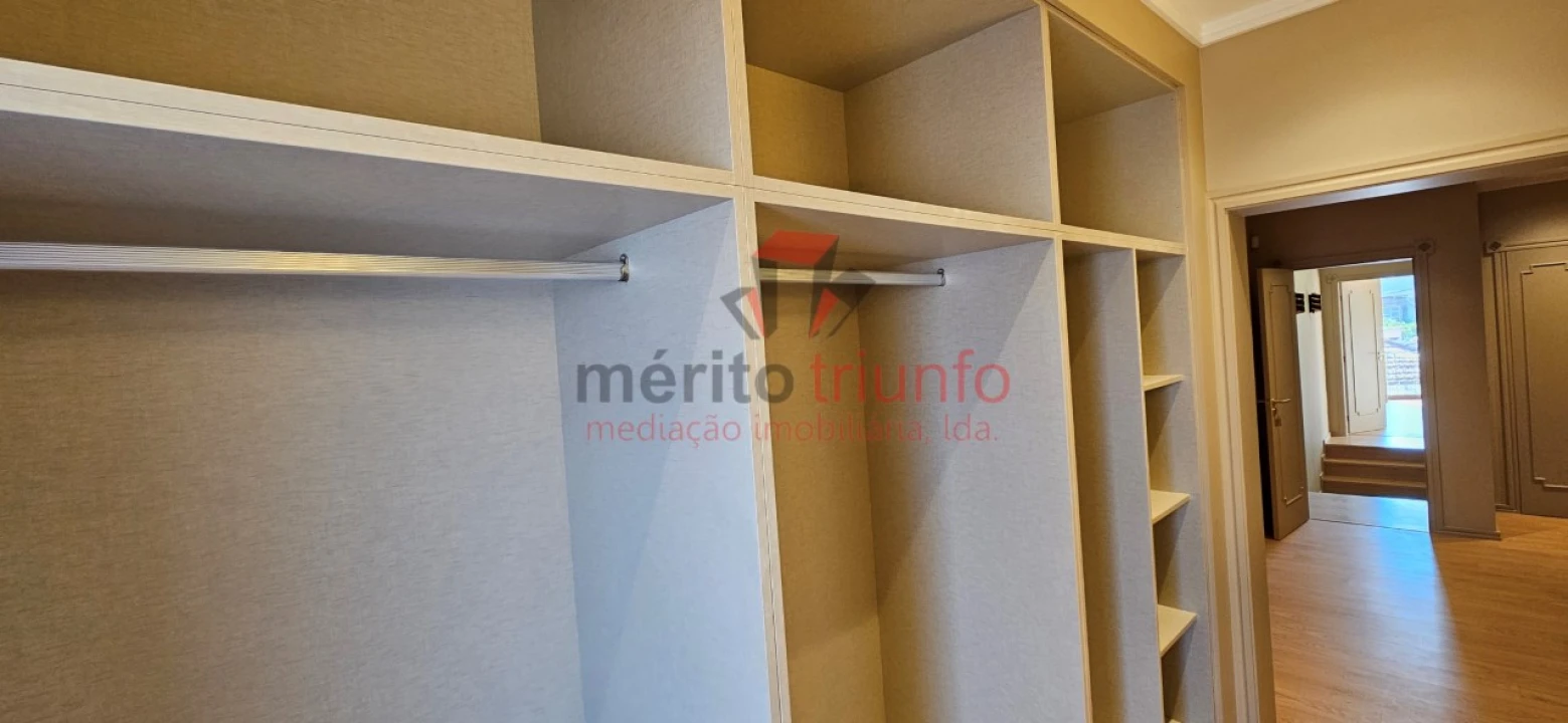 Moradia T2 para Venda em Santa Marinha e São Pedro da Afurada Foto 30