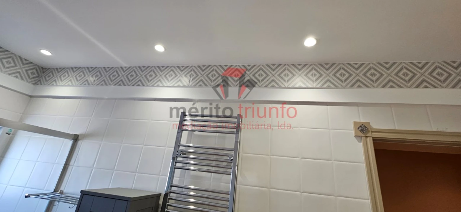 Moradia T2 para Venda em Santa Marinha e São Pedro da Afurada Foto 38