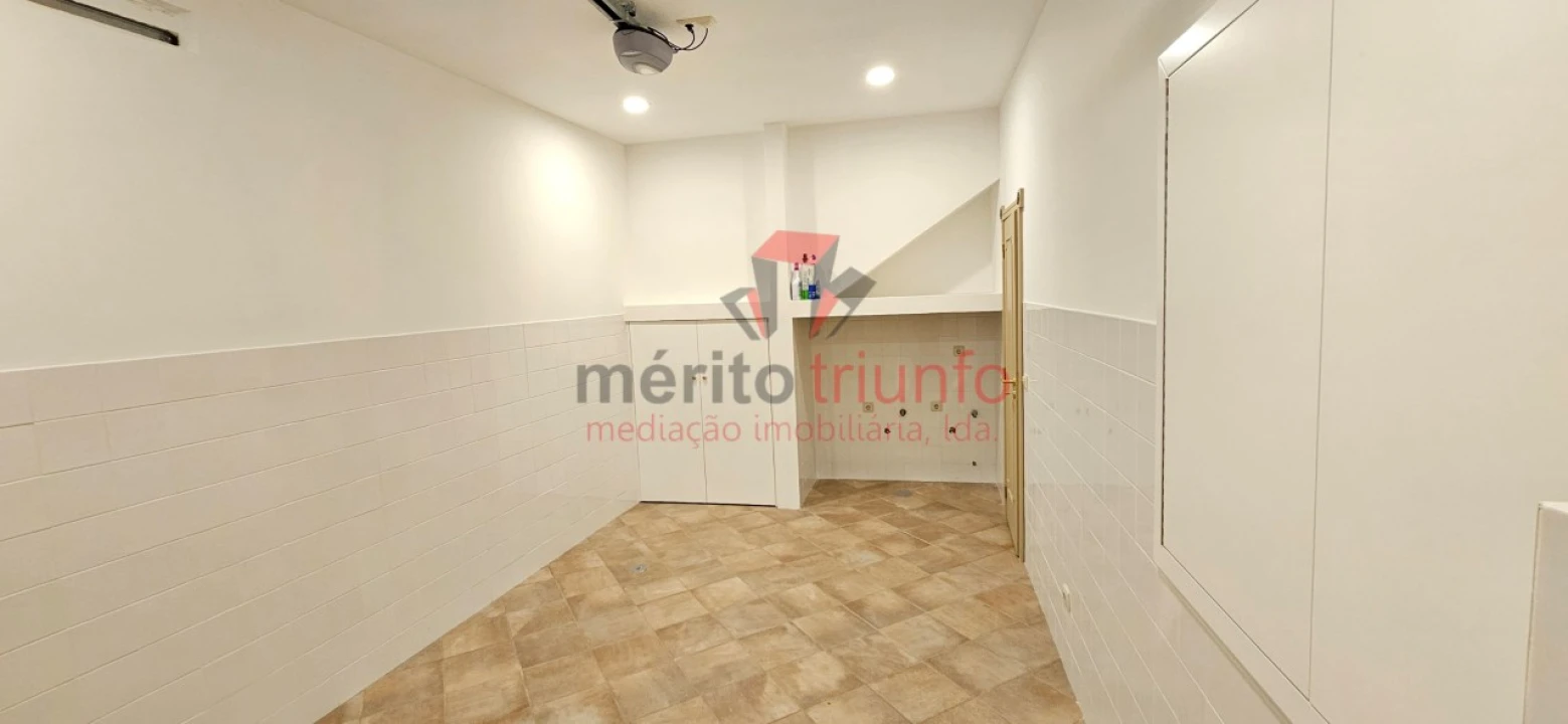 Moradia T2 para Venda em Santa Marinha e São Pedro da Afurada Foto 45