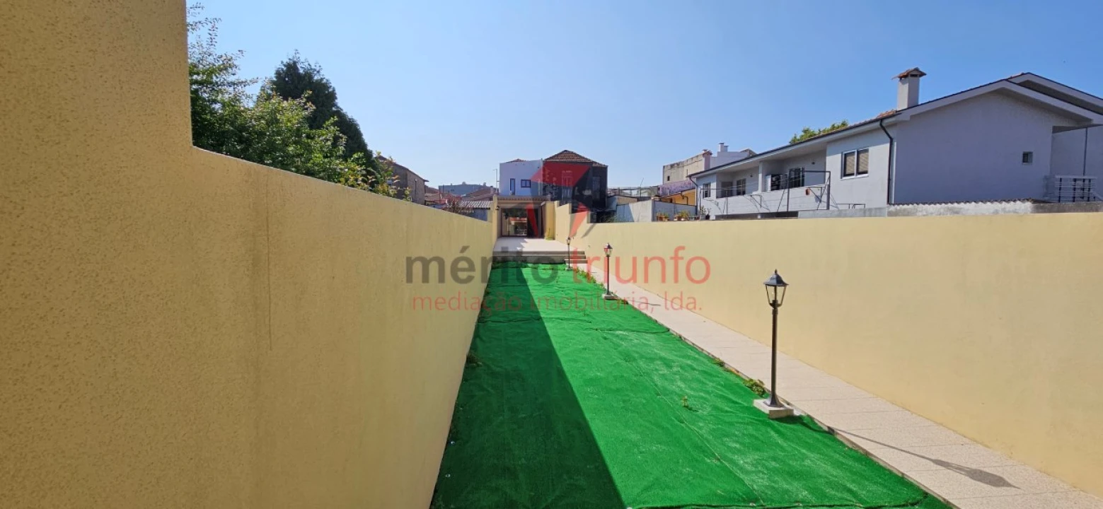 Moradia T2 para Venda em Santa Marinha e São Pedro da Afurada Foto 58