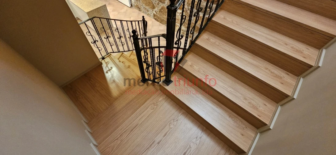 Moradia T2 para Venda em Santa Marinha e São Pedro da Afurada Foto 12