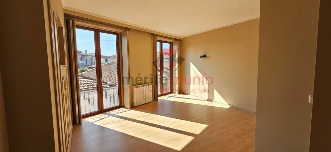 Moradia T2 para Venda em Santa Marinha e São Pedro da Afurada Foto 15