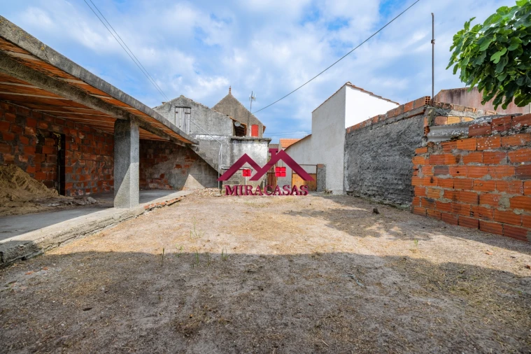 Moradia T3 para Venda em Mira Foto 37