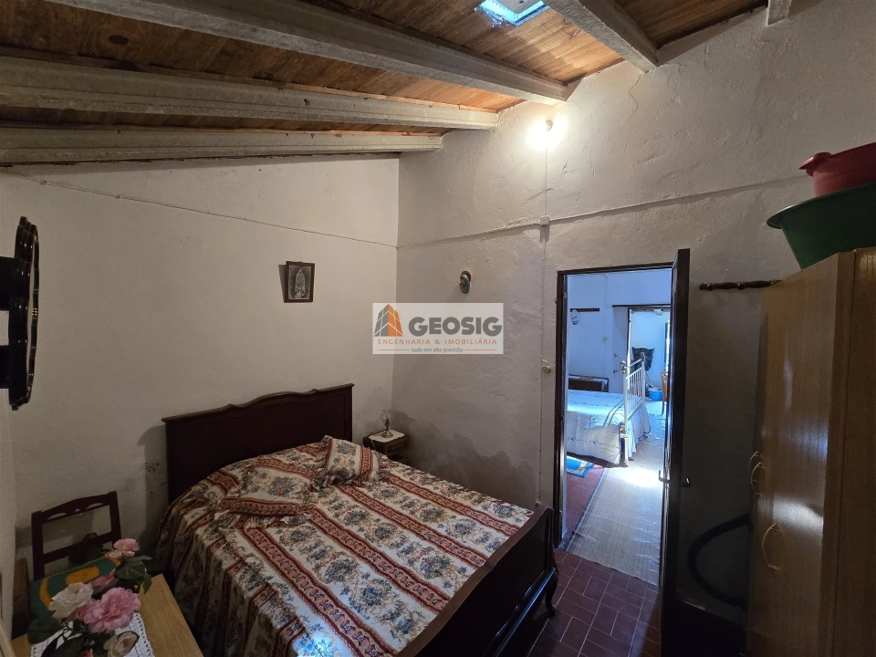 Moradia T2 para Venda em Almodôvar e Graça dos Padrões Foto 11