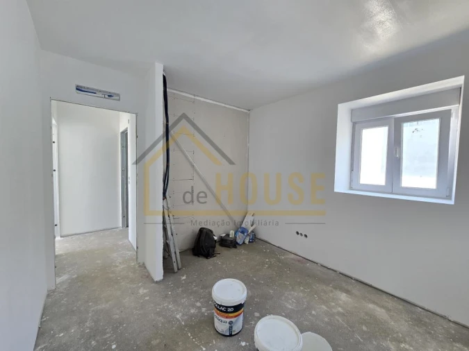 Moradia T2 para Venda em A dos Cunhados e Maceira Foto 11