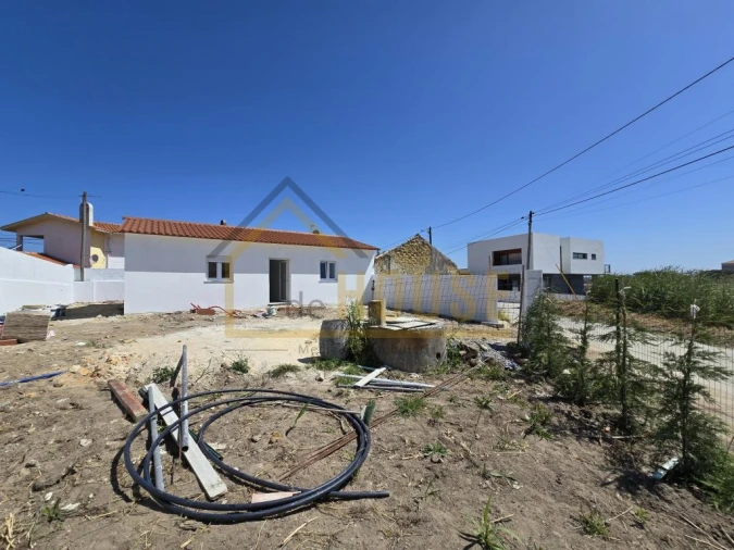 Moradia T2 para Venda em A dos Cunhados e Maceira Foto 16