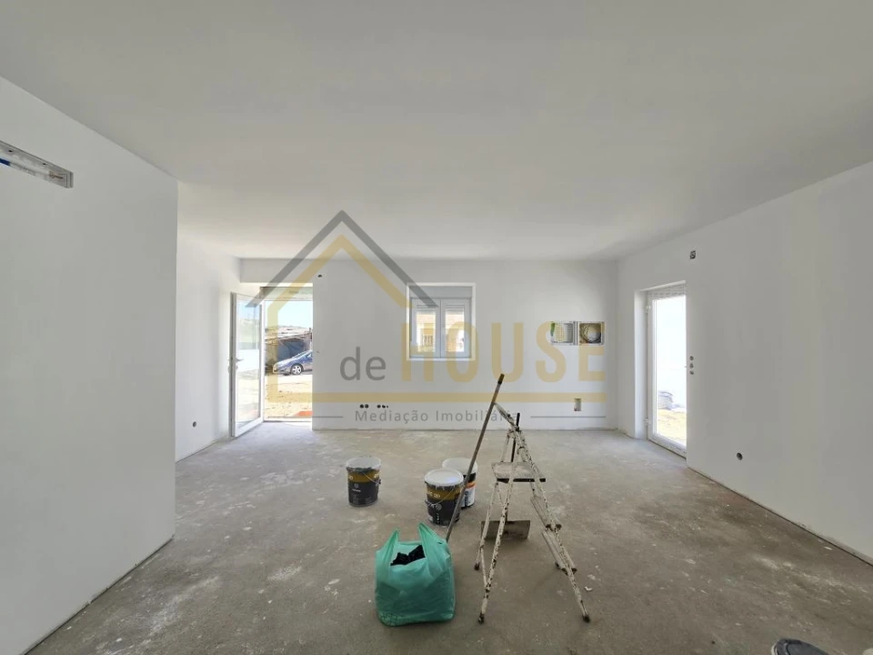 Moradia T2 para Venda em A dos Cunhados e Maceira Foto 7