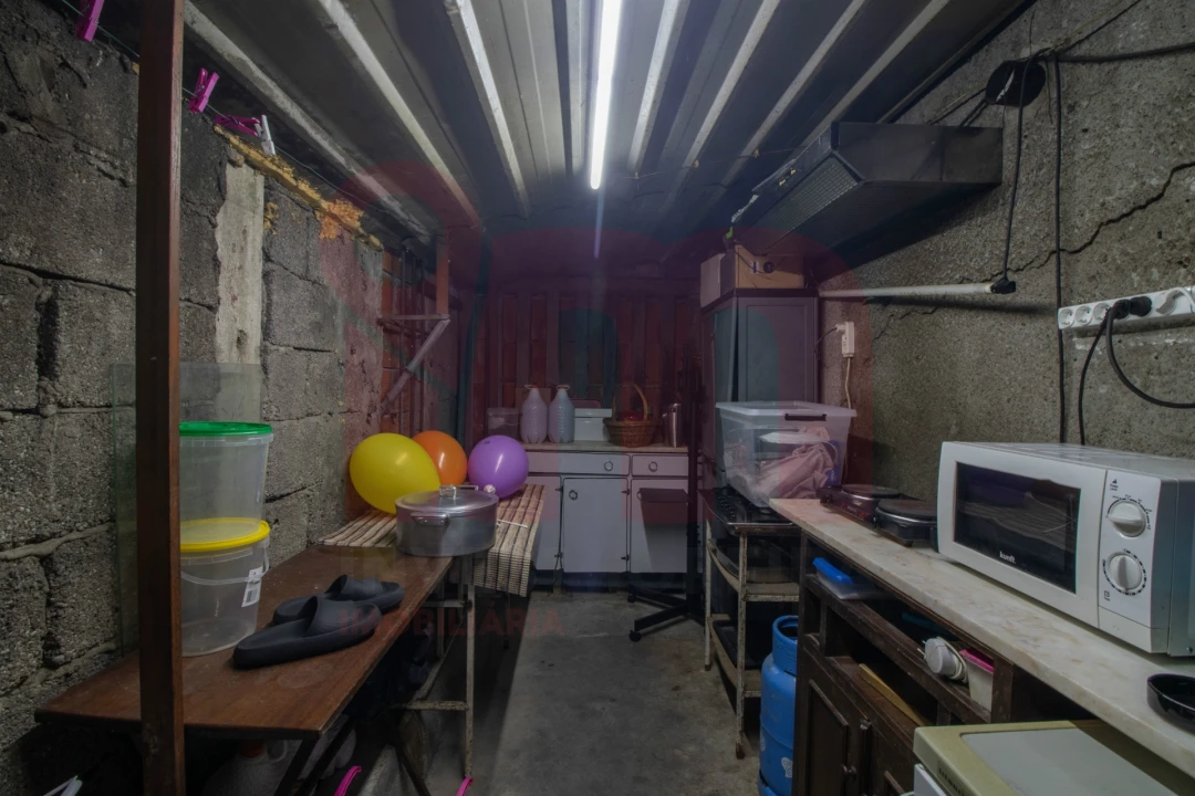 Loja para Trespasse em Caldas de Vizela (São Miguel e São João) Foto 10