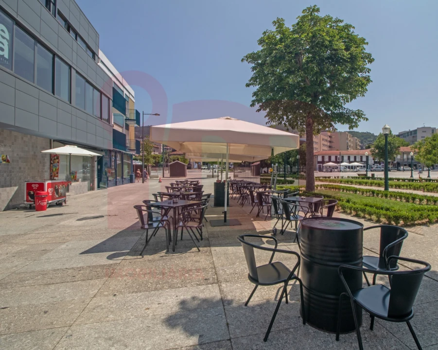 Loja para Trespasse em Caldas de Vizela (São Miguel e São João) Foto 1