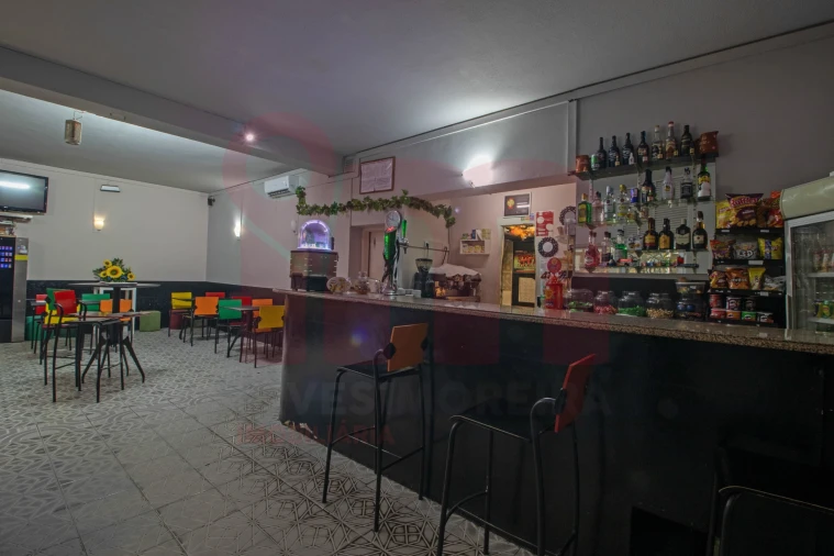 Loja para Trespasse em Caldas de Vizela (São Miguel e São João) Foto 4