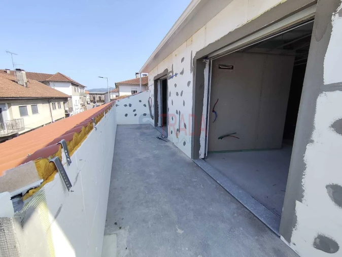 Apartamento T1 para Venda em Amares e Figueiredo Foto 1