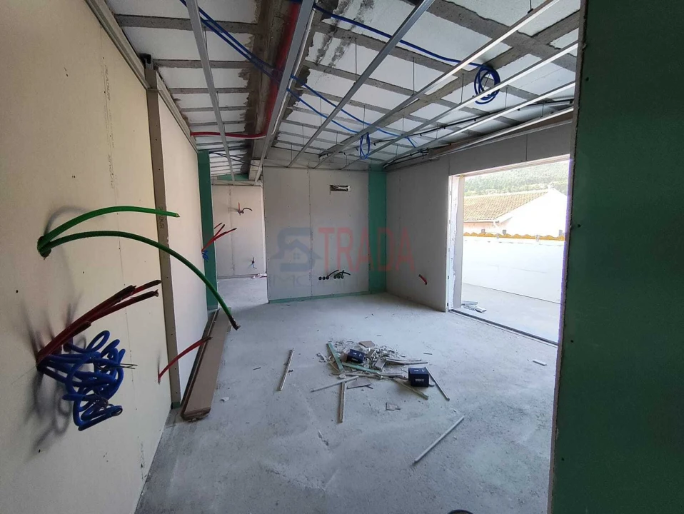 Apartamento T1 para Venda em Amares e Figueiredo Foto 3