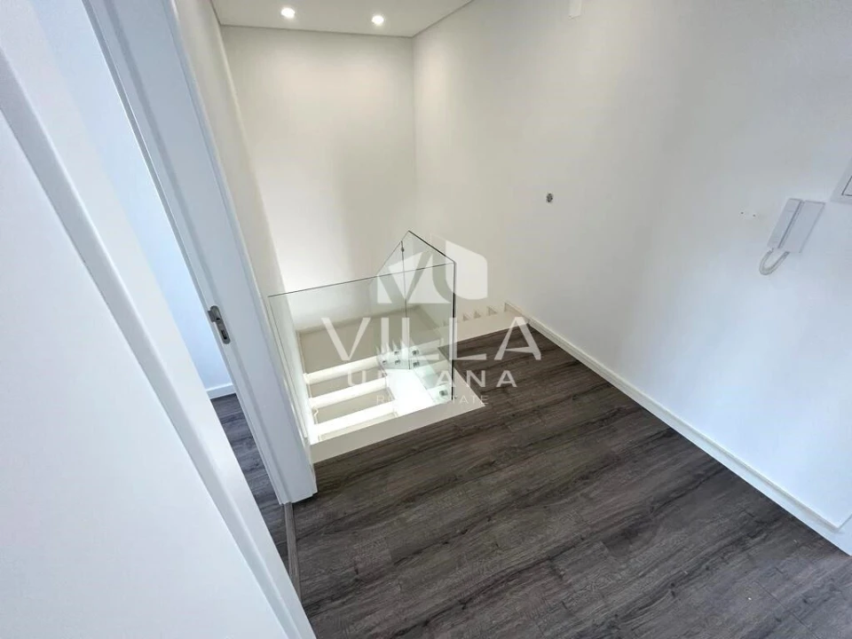 Moradia T4 para Venda em Fernao Ferro Foto 9