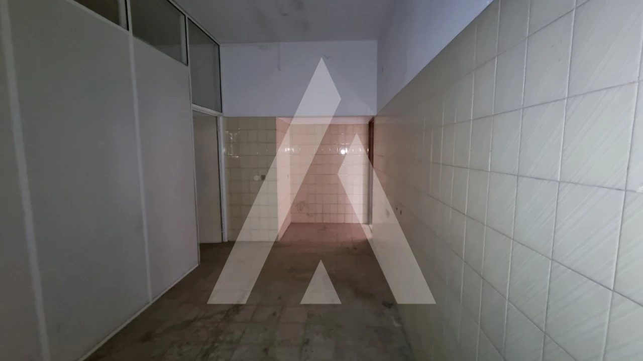 Prédio para Venda em Parceiros e Azoia Foto 13