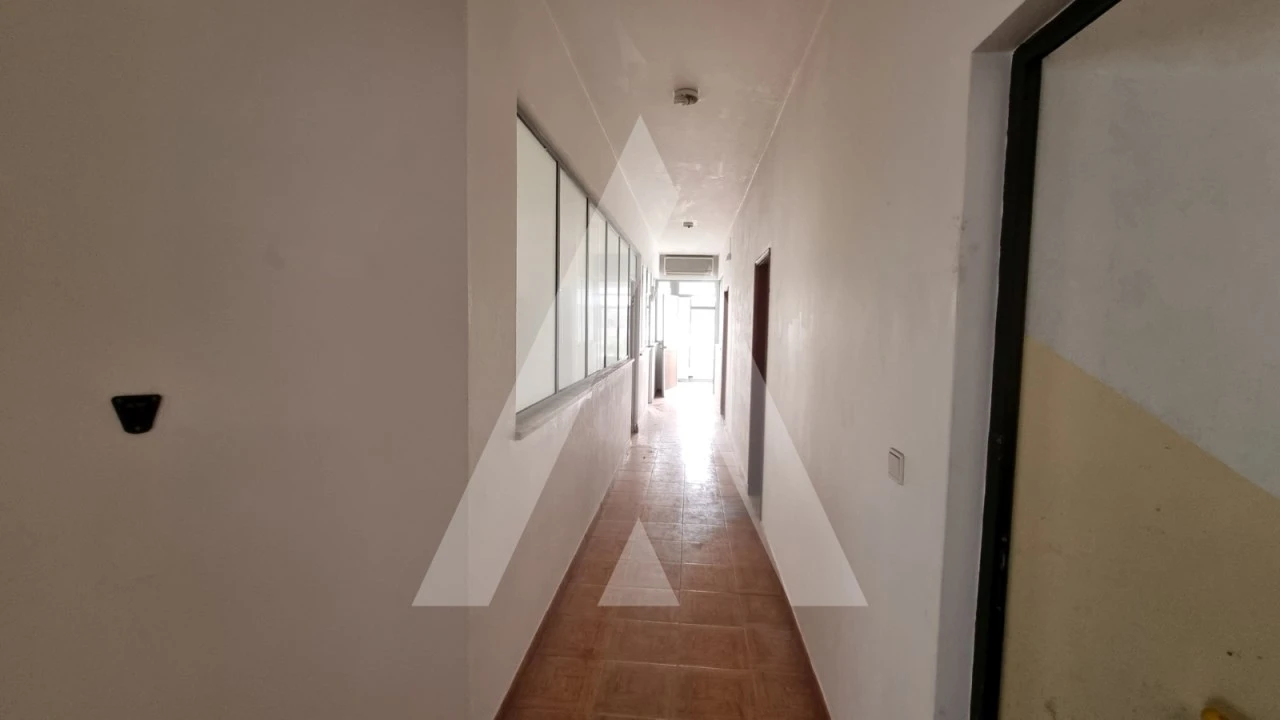 Prédio para Venda em Parceiros e Azoia Foto 42