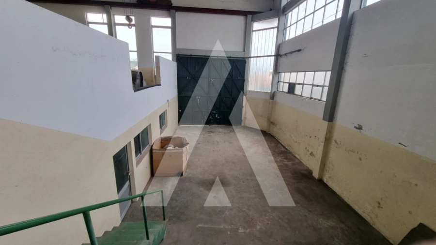 Prédio para Venda em Parceiros e Azoia Foto 43