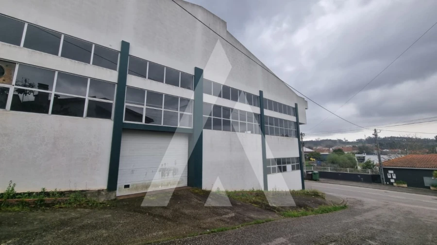 Prédio para Venda em Parceiros e Azoia Foto 62